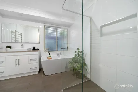 Property photo of 5 Killarney Avenue Glenmore Park NSW 2745