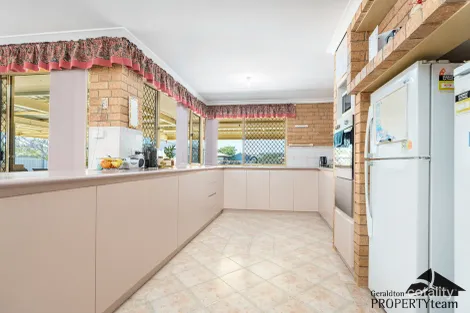 Property photo of 8 Veronica Court Strathalbyn WA 6530