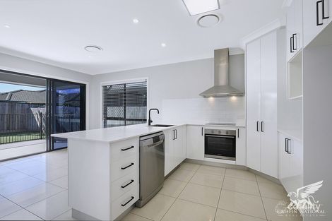 Property photo of 5 Wallaroo Circuit North Lakes QLD 4509