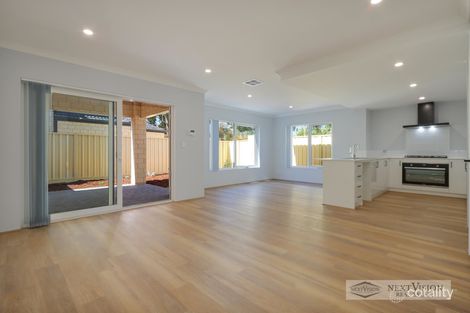 Property photo of 2/22 Angus Avenue Spearwood WA 6163