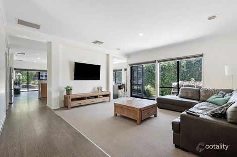 Property photo of 53 The Old Stock Run Sunbury VIC 3429
