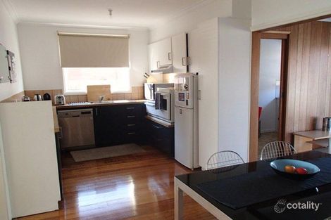 Property photo of 19 Tanner Street Breakwater VIC 3219