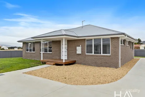 Property photo of 3/4 Burnett Street Kempton TAS 7030