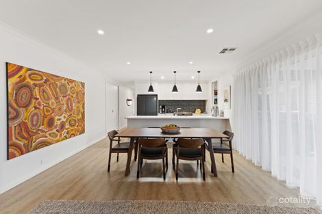 Property photo of 19 Keysor Way Wodonga VIC 3690