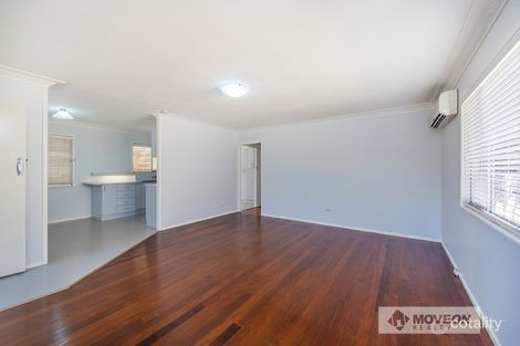 Property photo of 28 Hibiscus Avenue Redcliffe QLD 4020
