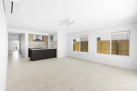 Property photo of 32 Zenith Circuit Flagstone QLD 4280