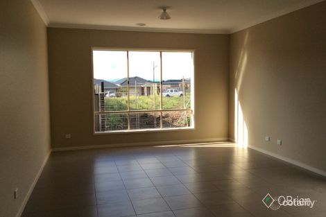Property photo of 130 Elevation Boulevard Craigieburn VIC 3064