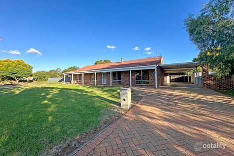 Property photo of 14 Twickenham Drive Dubbo NSW 2830