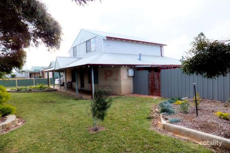 Property photo of 13 Elizabeth Way Jurien Bay WA 6516