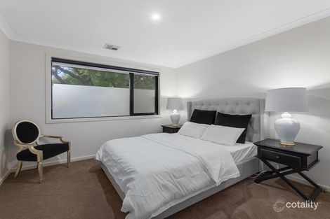 Property photo of 2/11 Pentlowe Avenue Templestowe Lower VIC 3107