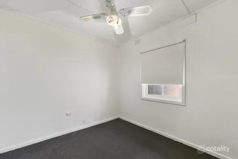 Property photo of 17 Fifth Avenue Keith SA 5267