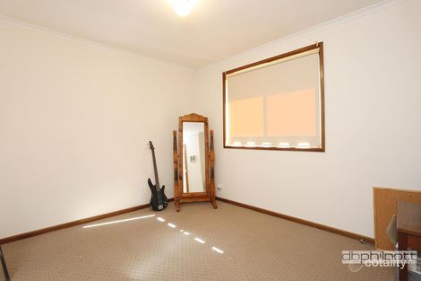 Property photo of 48 Henderson Avenue Pooraka SA 5095