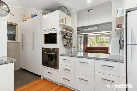 Property photo of 24 Baronet Road Lesmurdie WA 6076