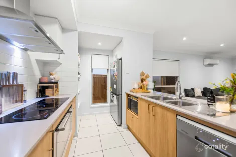 Property photo of 25 Foreshore Street Coomera QLD 4209