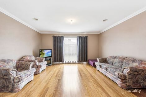 Property photo of 8 Parkside Close Caroline Springs VIC 3023