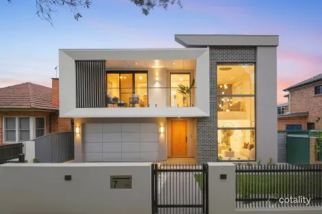 7 Croot St, Hurstville, NSW 2220