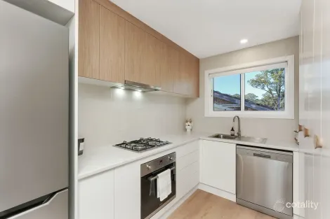 Property photo of 8 Toorak Avenue Erina NSW 2250