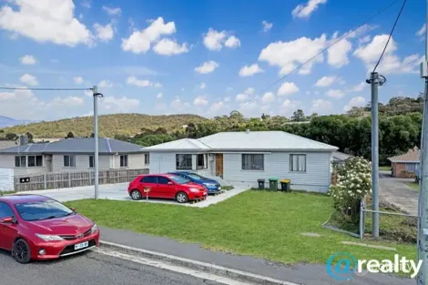1/22 Schouten St, Warrane, TAS 7018