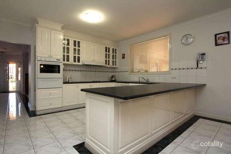 Property photo of 38 Waratah Drive Altona Meadows VIC 3028