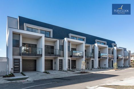 2 Tribeca Dr, Point Cook, VIC 3030