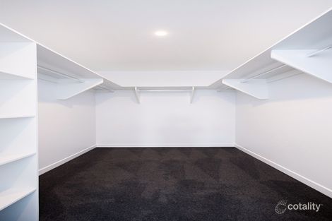 Property photo of 207/147 Sir Fred Schonell Drive St Lucia QLD 4067