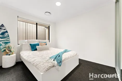 Property photo of 30 Headingley Link Meadow Springs WA 6210