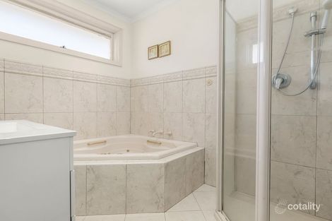 Property photo of 90 Ivanhoe Street Glen Waverley VIC 3150