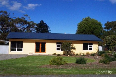 36 Giles St, Encounter Bay, SA 5211