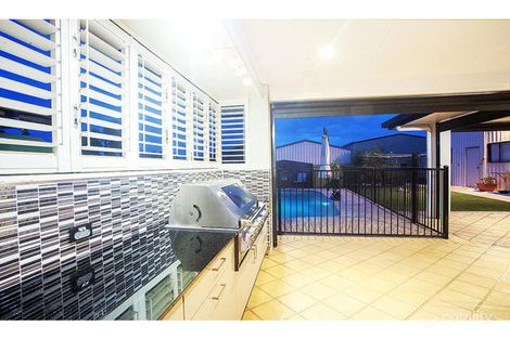 15 Madison Ave, Glenella, QLD 4740