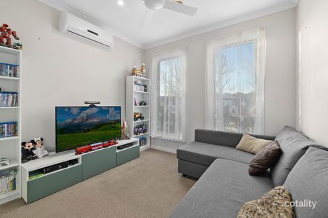 Property photo of 30 Flinders Park Drive Officer VIC 3809