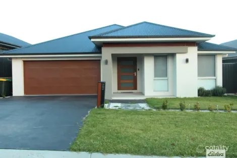 22 Lakeman St, Leppington, NSW 2179