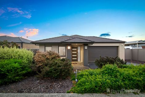 Property photo of 4 Quirk Road Pakenham VIC 3810