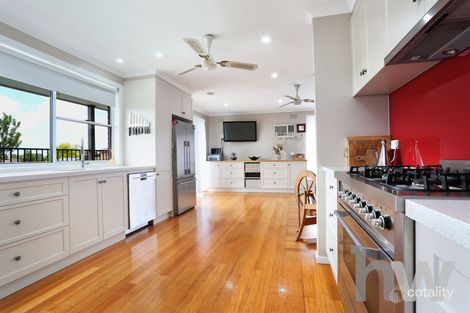 Property photo of 10 Aintree Road Bell Post Hill VIC 3215