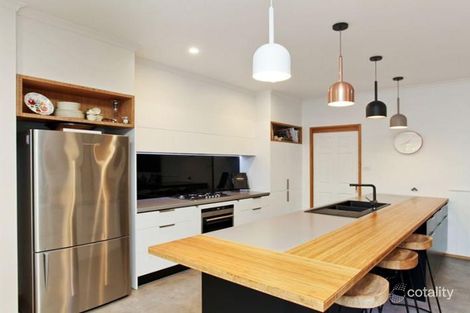 Property photo of 9 Edina Grove Altona Meadows VIC 3028
