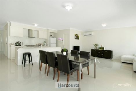 21 Outlook Cres, Flagstone, QLD 4280