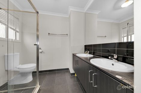 Property photo of 1 Illawarra Avenue Clyde VIC 3978