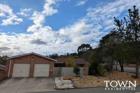 Property photo of 10 Ringrose Crescent Isaacs ACT 2607