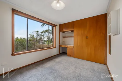 Property photo of 98 North Road Warragul VIC 3820