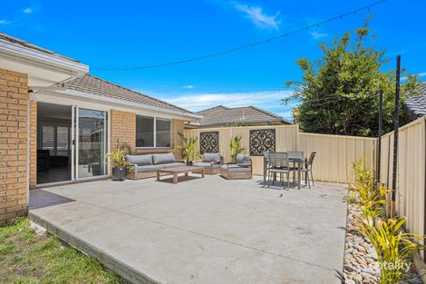 Property photo of 2/17 Derwent Place Albion Park NSW 2527