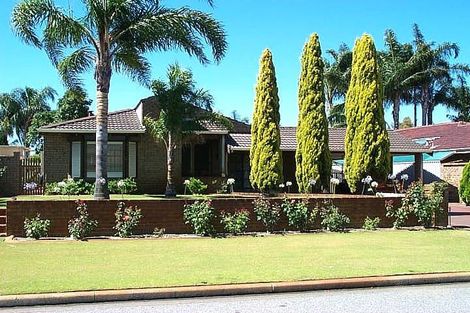 25 Hertz Way, Morley, WA 6062