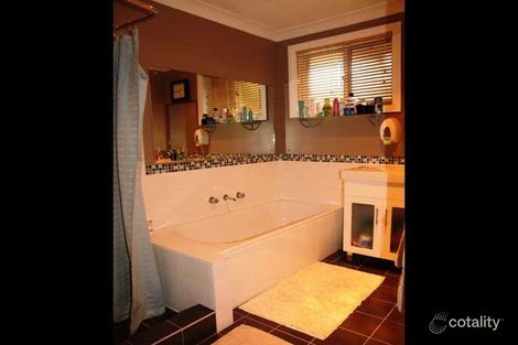 Property photo of 5/4 Bensley Road Macquarie Fields NSW 2564