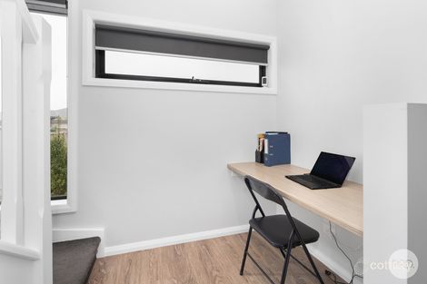 Property photo of 14 Neway Avenue Delacombe VIC 3356