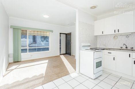 Property photo of 2/18 Gilmore Place Queanbeyan West NSW 2620