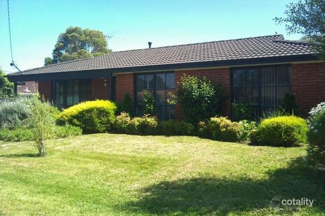 Property photo of 3 Alter Court Skye VIC 3977