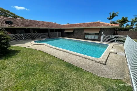 13 Fullerton St, Benowa, QLD 4217
