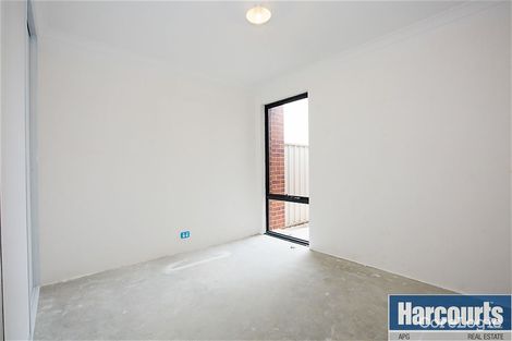 Property photo of 24 Golden Beryl Avenue Australind WA 6233