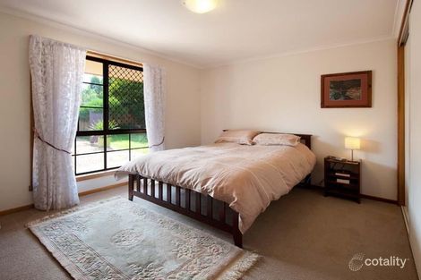 Property photo of 2 Wynvale Rise Hepburn VIC 3461