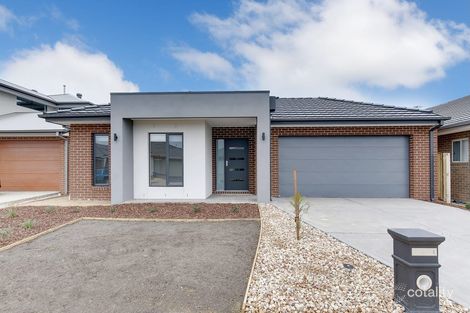 6 Gairdner St, Manor Lakes, VIC 3024