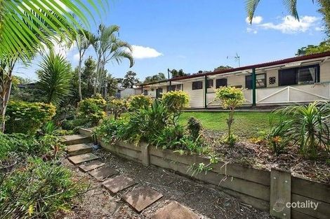 Property photo of 36 Wistaria Avenue Southport QLD 4215