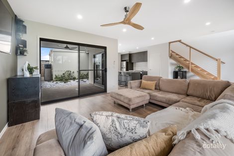 Property photo of 11 Flintwood Crescent Palmview QLD 4553